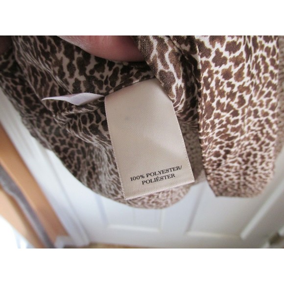 Ann Taylor Women's Brown Animal Print Roll Tab Sleeve Blouse Size 12 - Picture 10 of 11